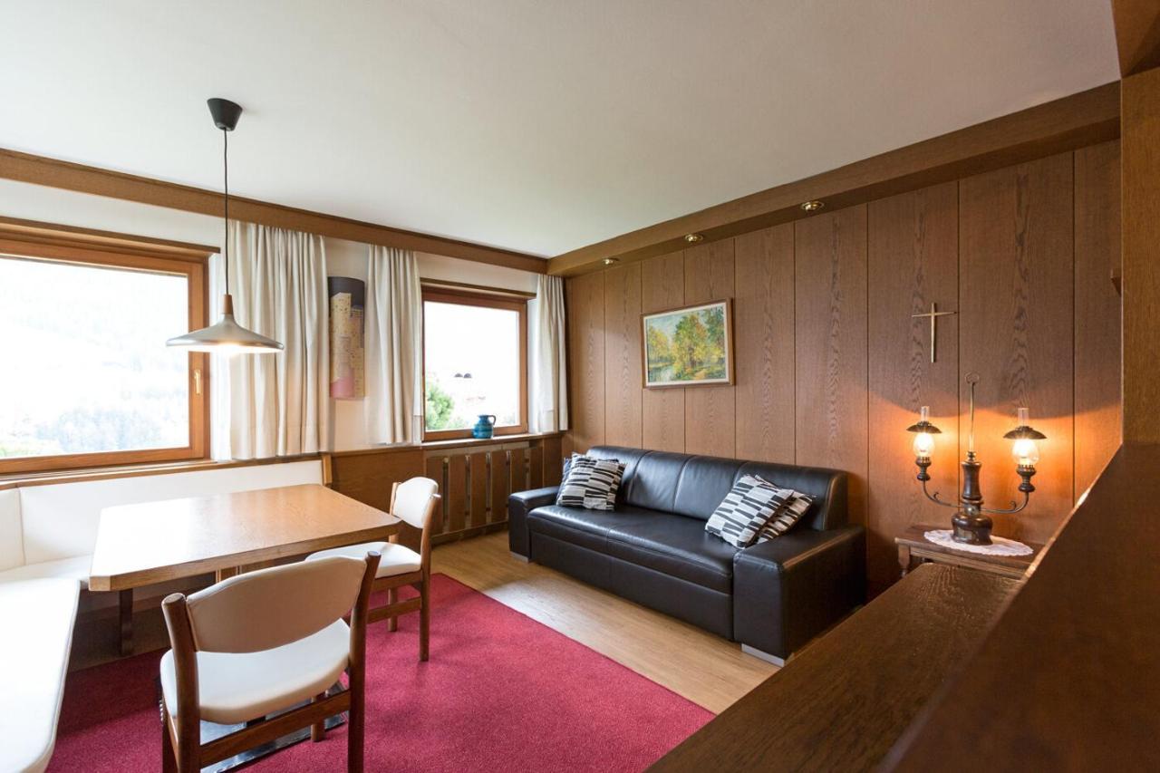 Apartments Meisules オルティゼーイ エクステリア 写真