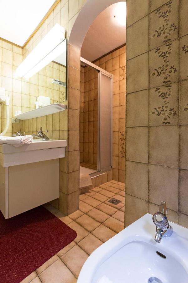 Apartments Meisules オルティゼーイ エクステリア 写真